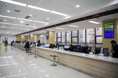 只進(jìn)一扇門 最多跑一次——勉縣新政務(wù)中心服務(wù)大廳正式投用，打造高效便民信息咨詢服務(wù)新標(biāo)桿